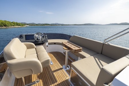 nimbus 405 flybridge image 6