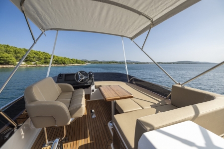 nimbus 405 flybridge image 4