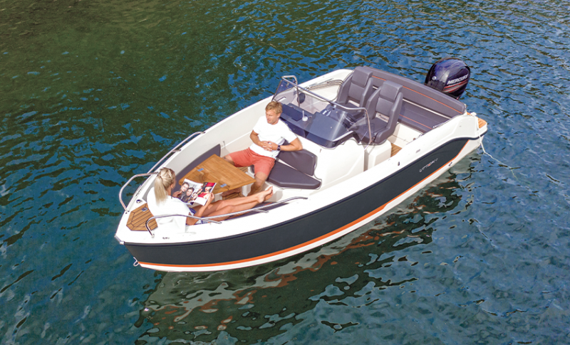 UTTERN CENTER CONSOLE S59