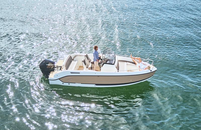 UTTERN CENTER CONSOLE S65